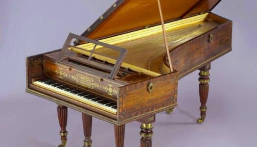 Dulcimer vs Harpsichord – What’s the Difference?
